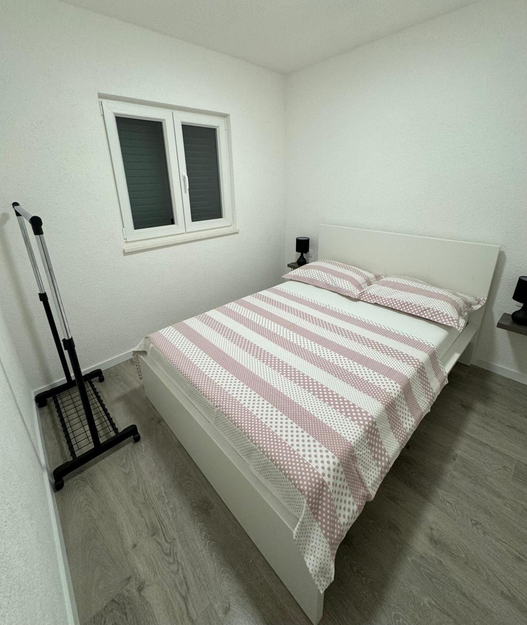 Apartment Koko Рогозниця Екстер'єр фото