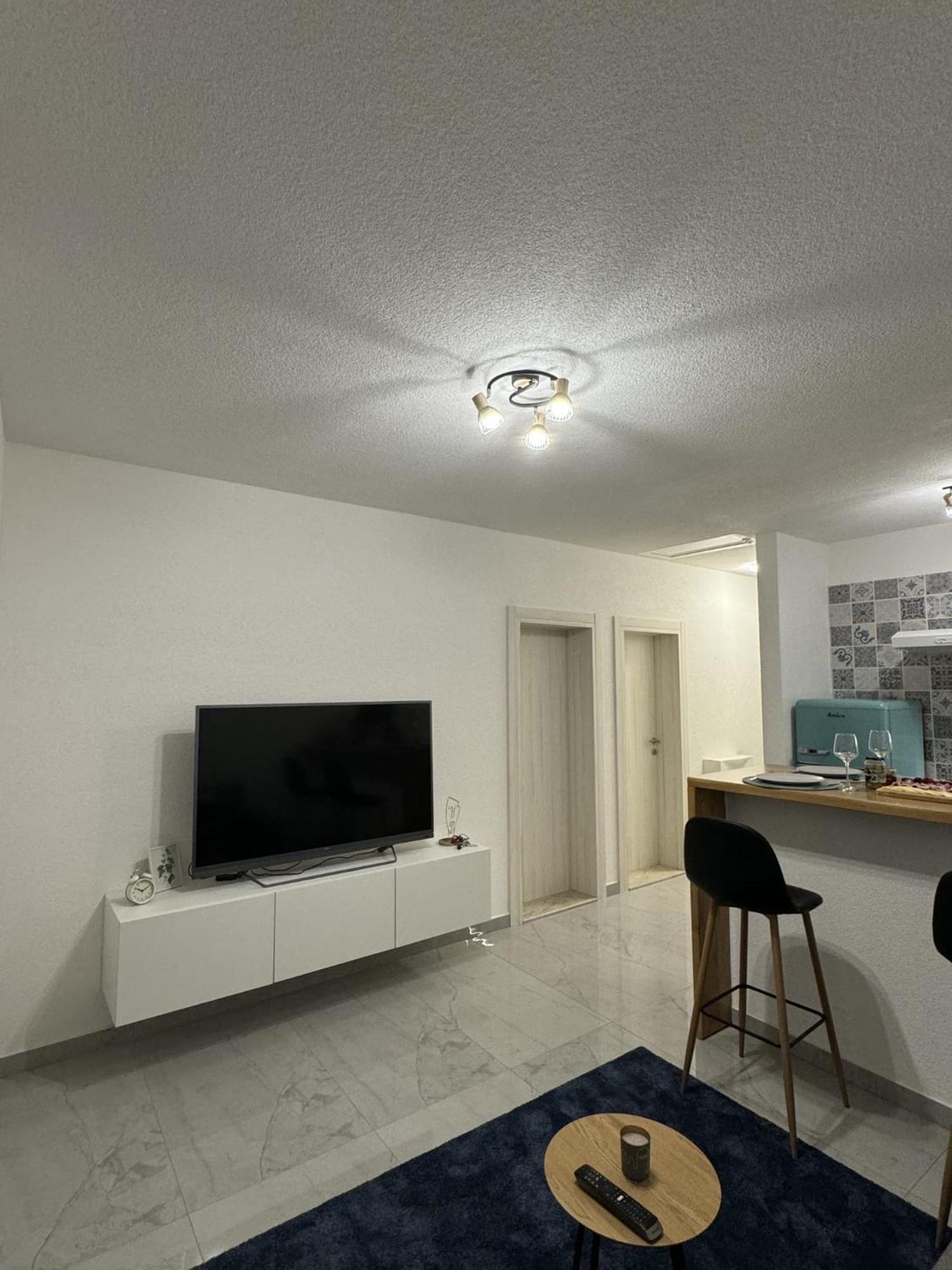 Apartment Koko Рогозниця Екстер'єр фото
